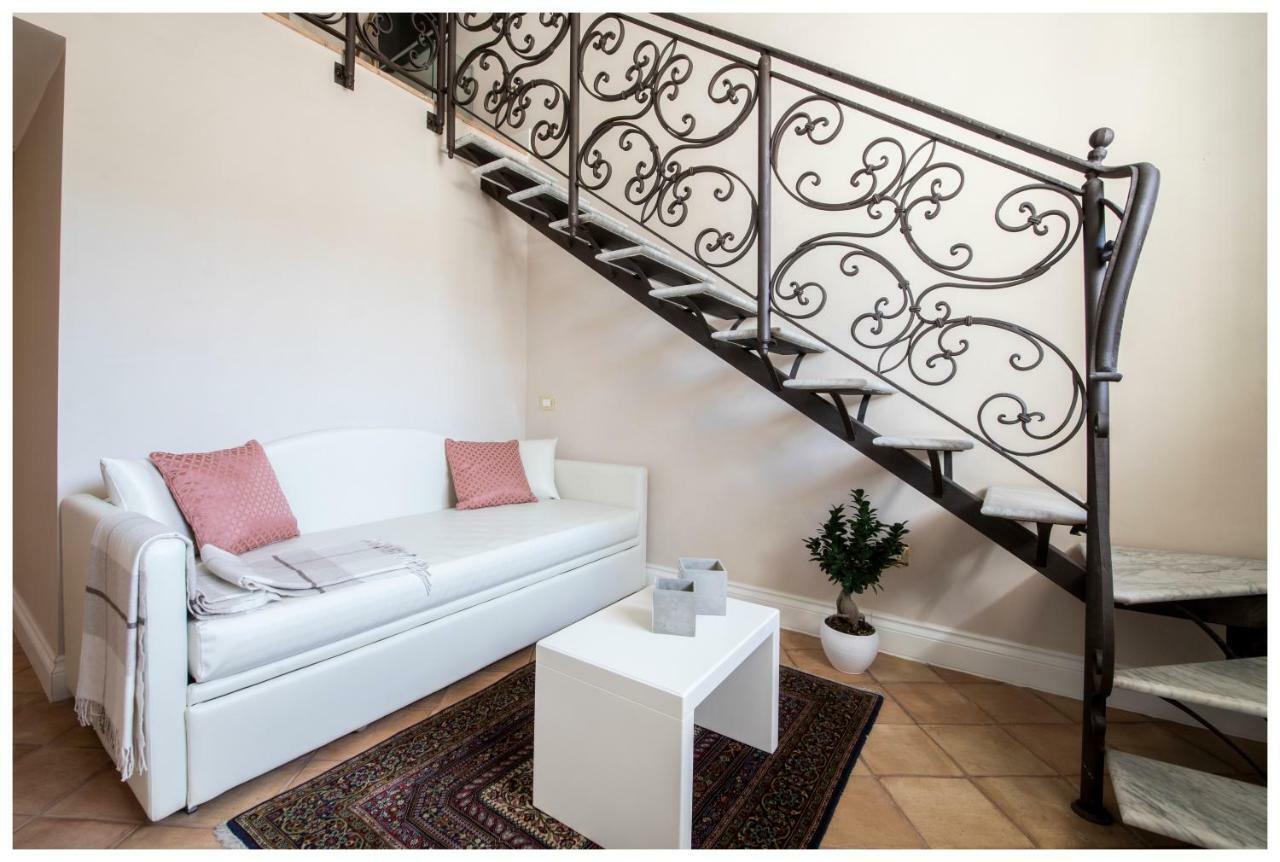 Boutique - Lodge & Suites Crotone Bagian luar foto