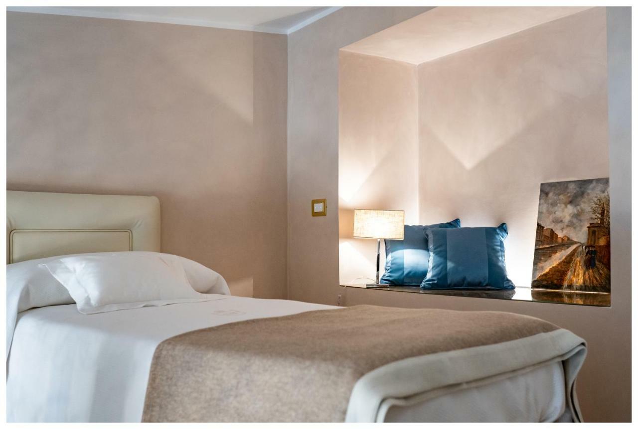 Boutique - Lodge & Suites Crotone Bagian luar foto