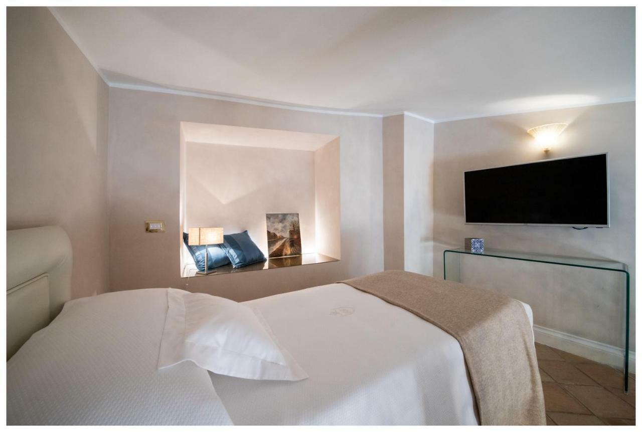 Boutique - Lodge & Suites Crotone Bagian luar foto