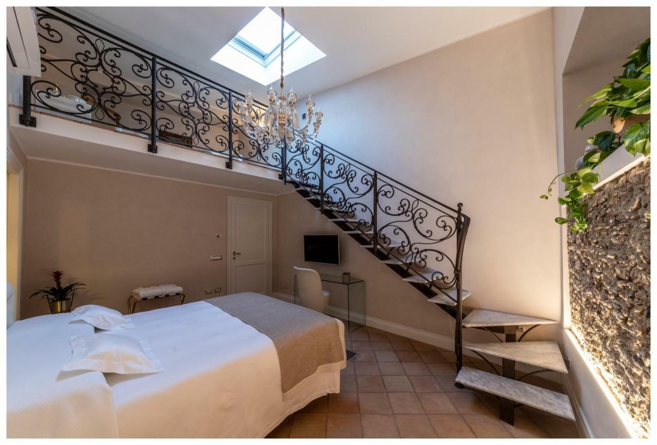 Boutique - Lodge & Suites Crotone Bagian luar foto