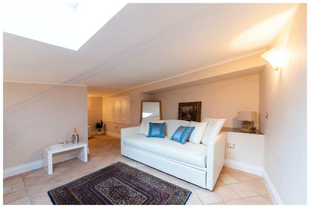 Boutique - Lodge & Suites Crotone Bagian luar foto